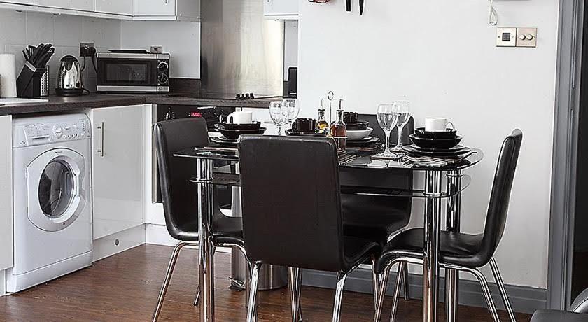 Lewis Apartment 1 Northern Quarter Sleeps Upto 4 맨체스터 외부 사진